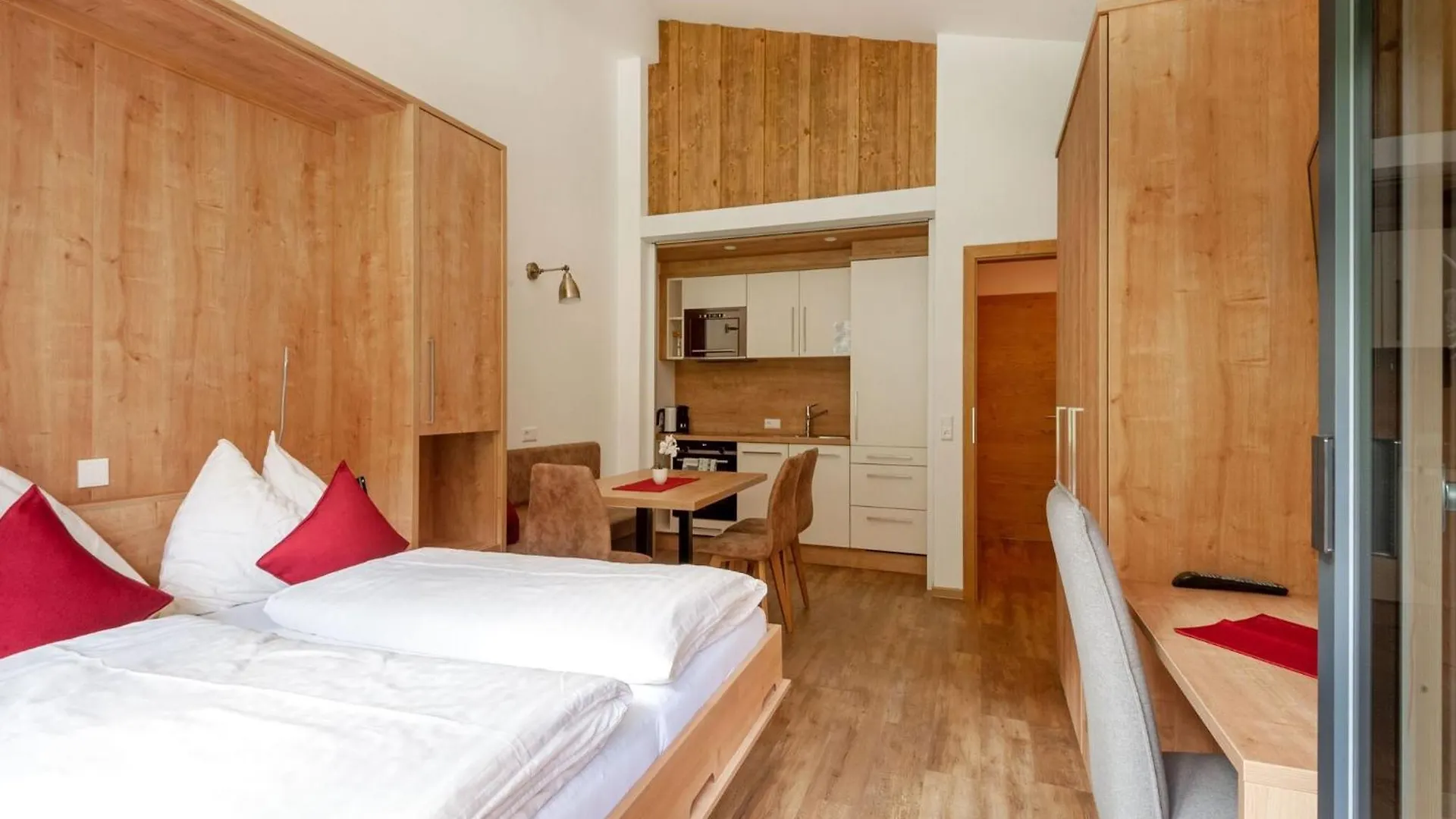 Ravishing Apartment In Saalbach With Sauna Near Ski Slopes 오스트리아